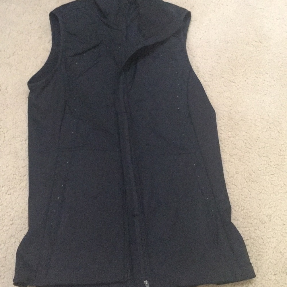 Lululemon Run For Cold Vest